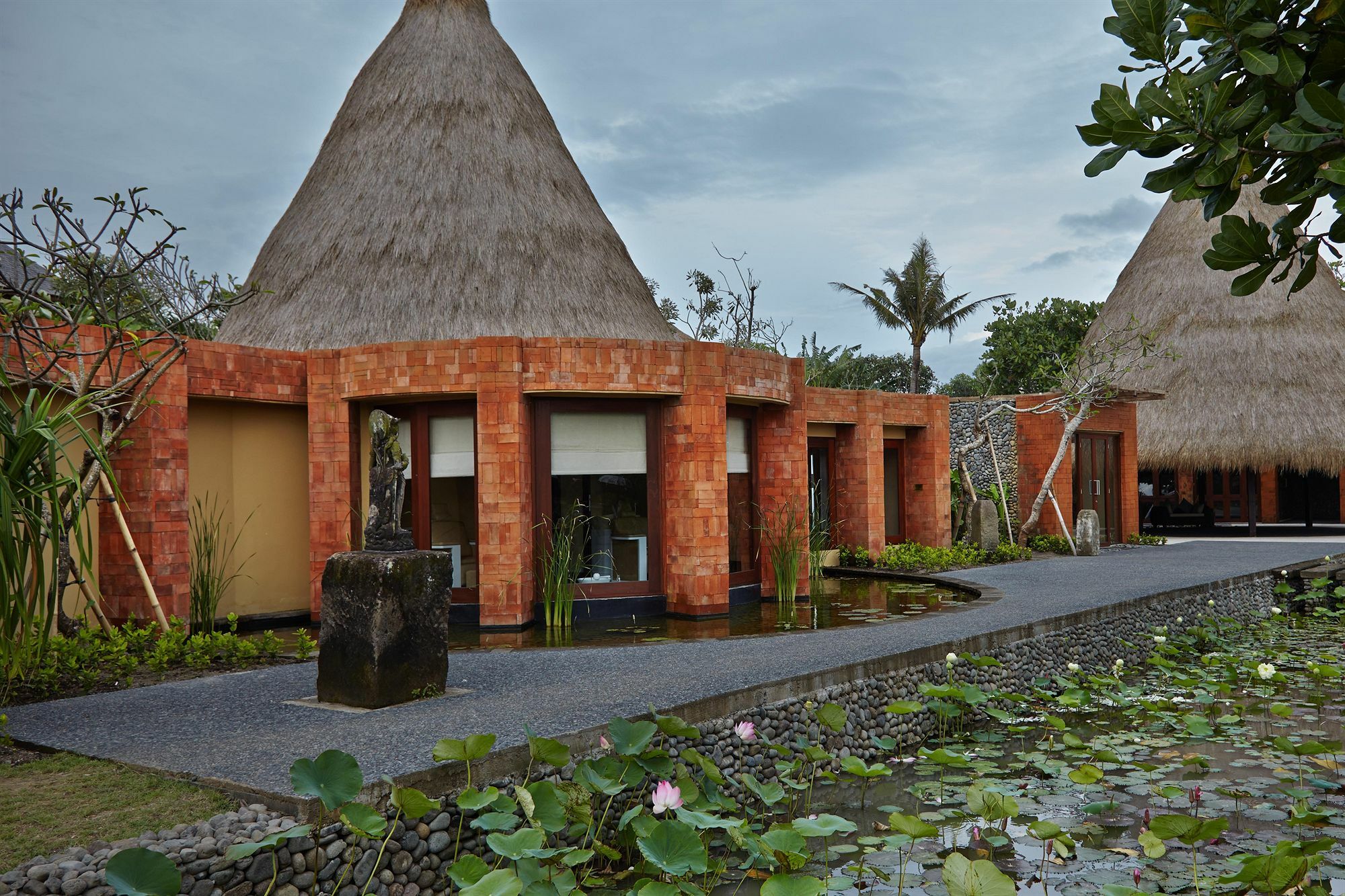 Wakagangga Hotel ตาบานัน ภายนอก รูปภาพ